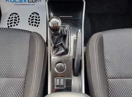 Mitsubishi - Outlander