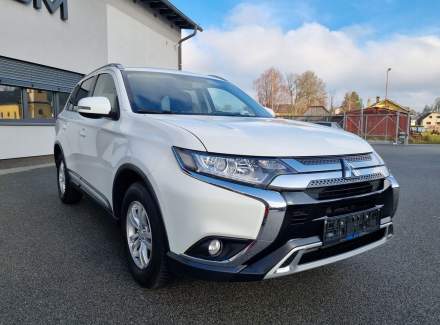 Mitsubishi - Outlander