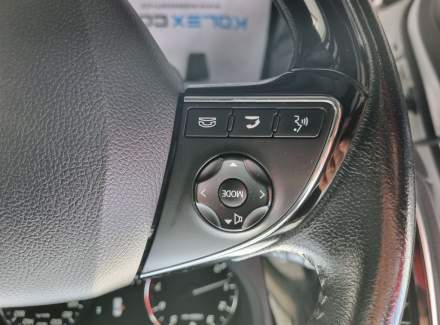 Mitsubishi - Outlander