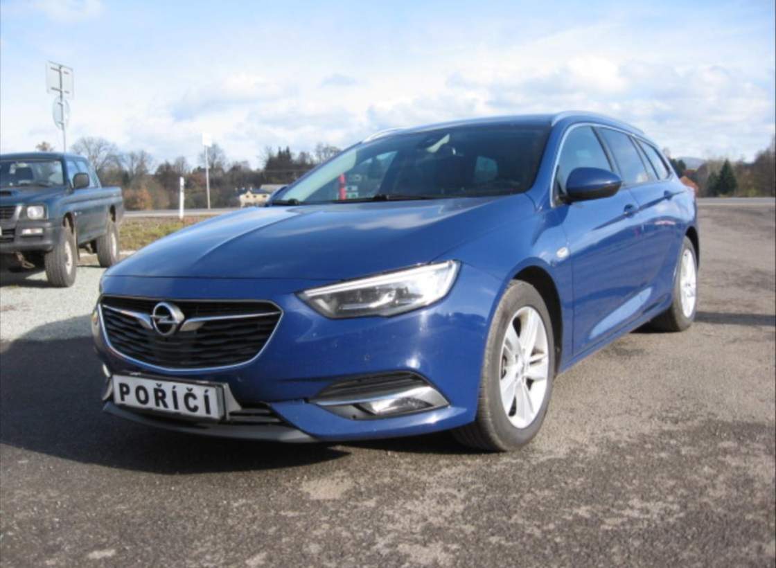 Opel - Insignia