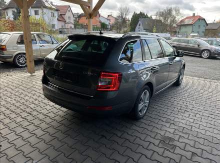 Škoda - Octavia