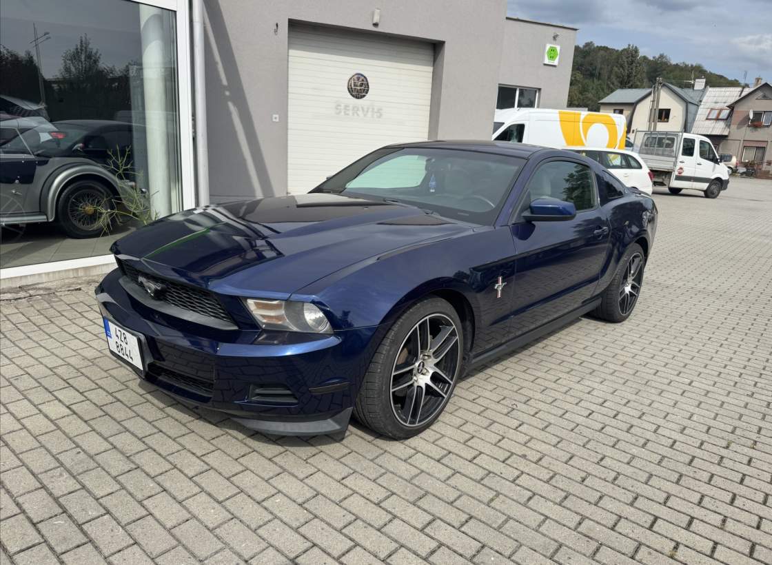 Ford - Mustang