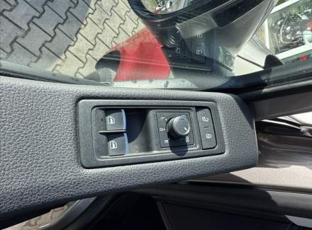 Volkswagen - Multivan