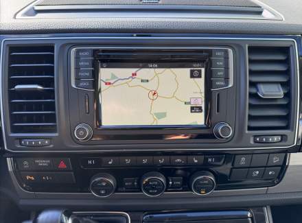 Volkswagen - Multivan