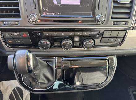 Volkswagen - Multivan