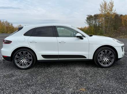 Porsche - Macan