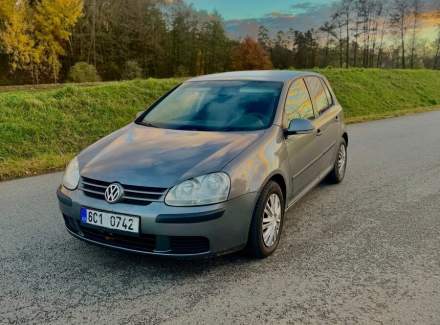Volkswagen - Golf