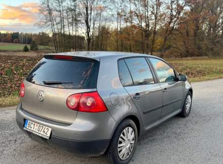 Volkswagen - Golf