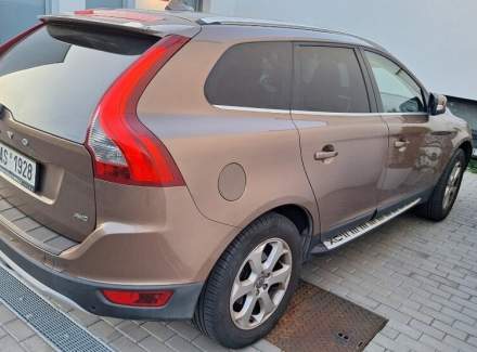 Volvo - XC60