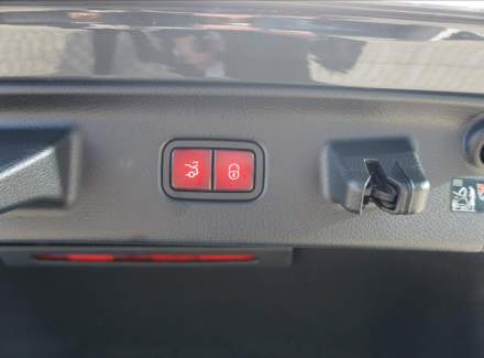 Mercedes-Benz - S-class