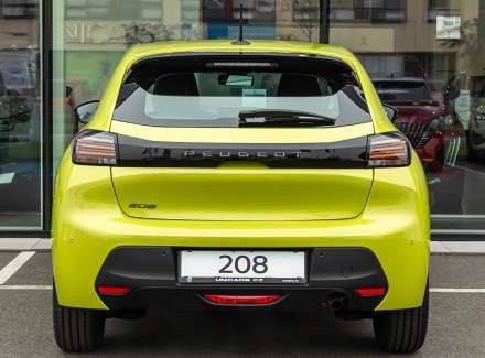 Peugeot - 208