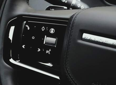 Land Rover - Range Rover Velar