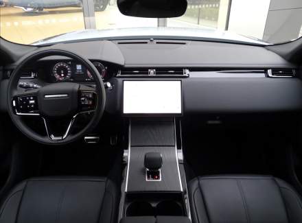 Land Rover - Range Rover Velar