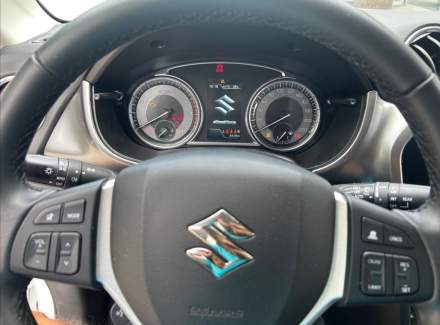 Suzuki - Vitara