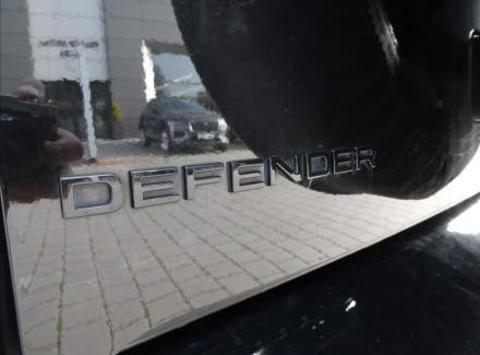 Land Rover - Defender