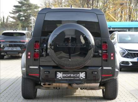 Land Rover - Defender