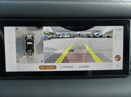 Land Rover - Defender