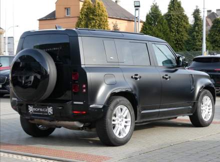 Land Rover - Defender