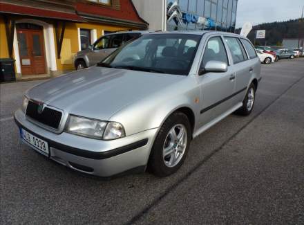 Škoda - Octavia
