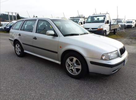 Škoda - Octavia