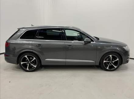Audi - Q7