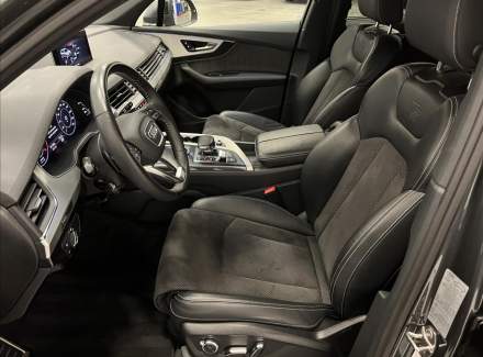 Audi - Q7