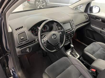 Volkswagen - Sharan