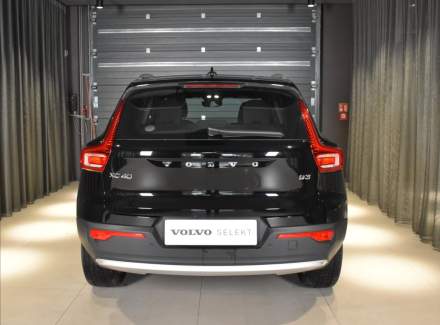 Volvo - XC40