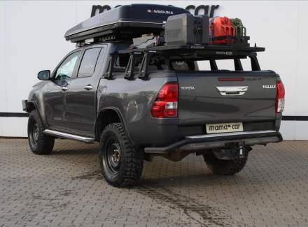 Toyota - Hilux