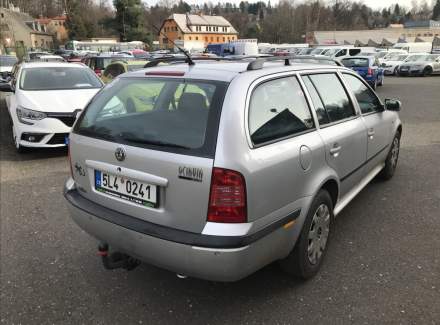 Škoda - Octavia