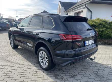 Volkswagen - Touareg