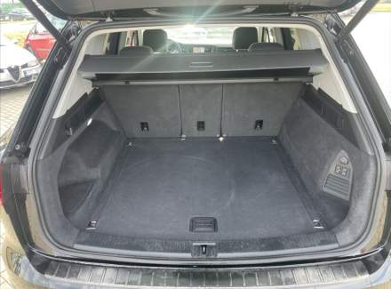 Volkswagen - Touareg