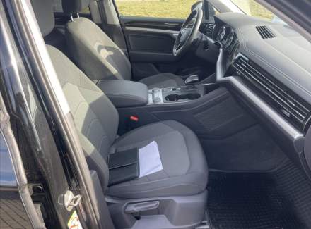 Volkswagen - Touareg