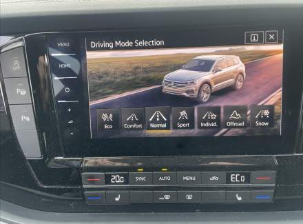 Volkswagen - Touareg