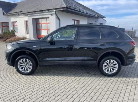 Volkswagen - Touareg