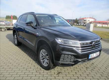 Volkswagen - Touareg