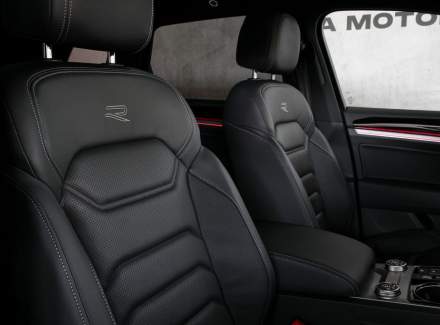 Volkswagen - Touareg