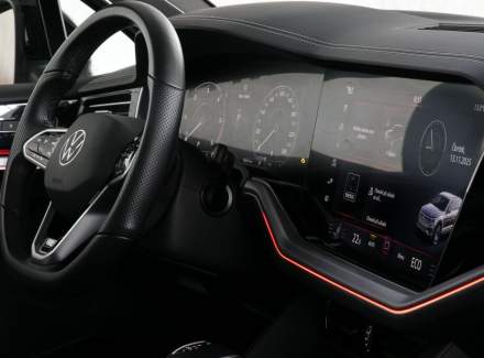 Volkswagen - Touareg