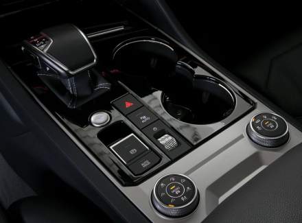 Volkswagen - Touareg