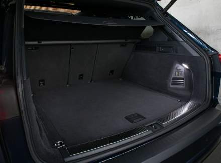 Volkswagen - Touareg