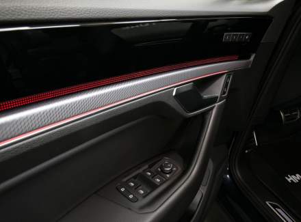 Volkswagen - Touareg