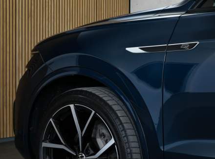 Volkswagen - Touareg