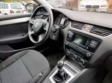 Škoda - Octavia