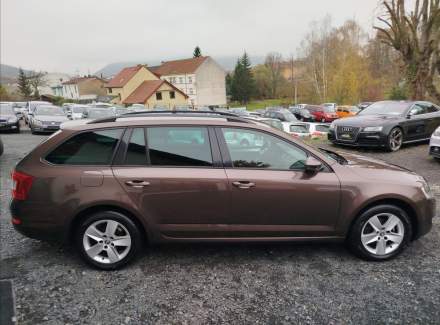 Škoda - Octavia
