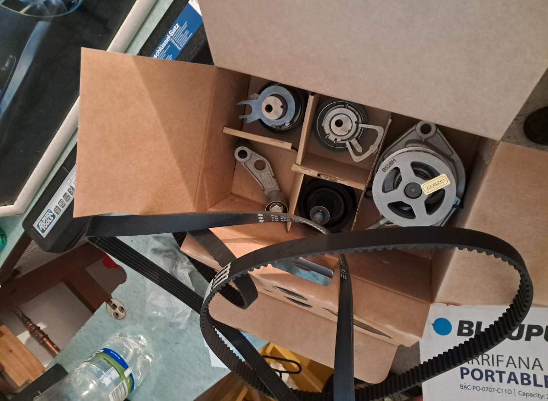 Volkswagen - Polo 1.4 (80 Hp) Automatic 5d