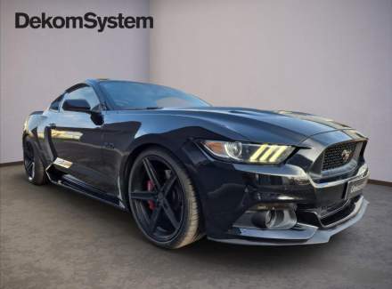 Ford - Mustang