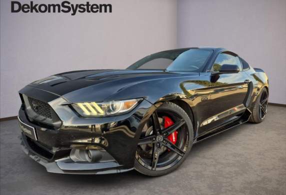 Ford - Mustang