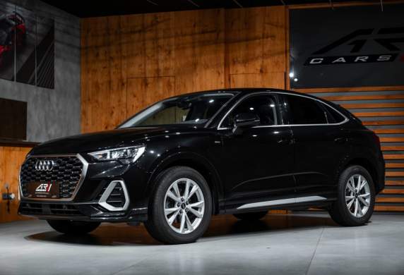 Audi - Q3