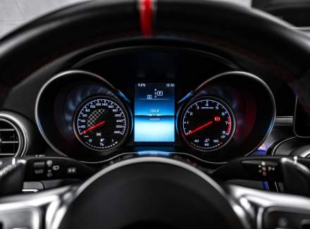 Mercedes-Benz - C-class