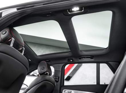 Mercedes-Benz - C-class